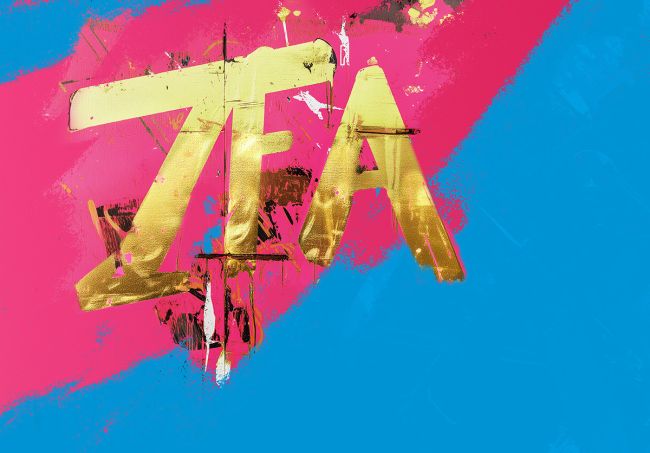Graffiti mit goldenem Schriftzug "ZFA" auf pinkem Hintergrund